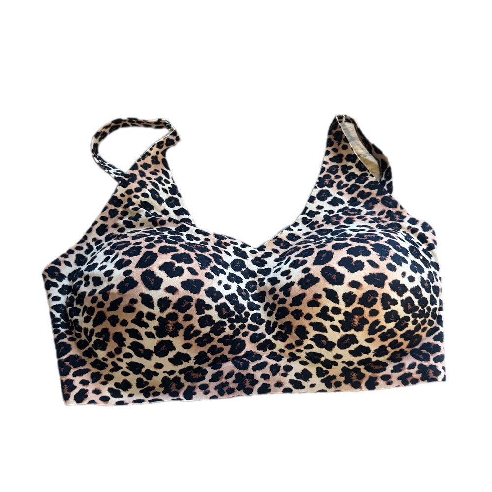 Secret Treasures Wireless Bra Womens M Leopard Print Excellent Seamless Comfort